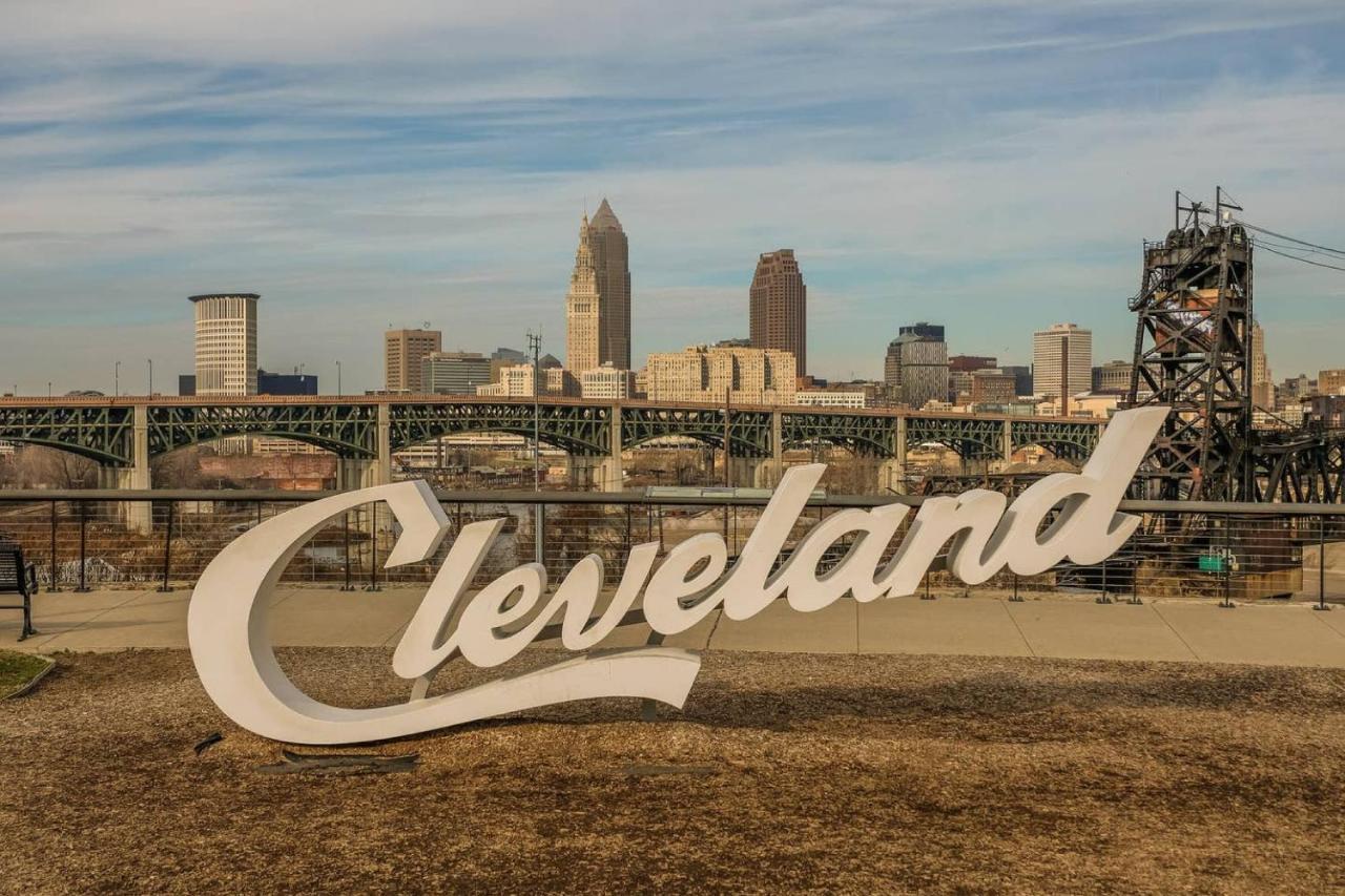 Frontdesk 2015 East 4Th Street Apts Downtown Cleveland Daire Dış mekan fotoğraf